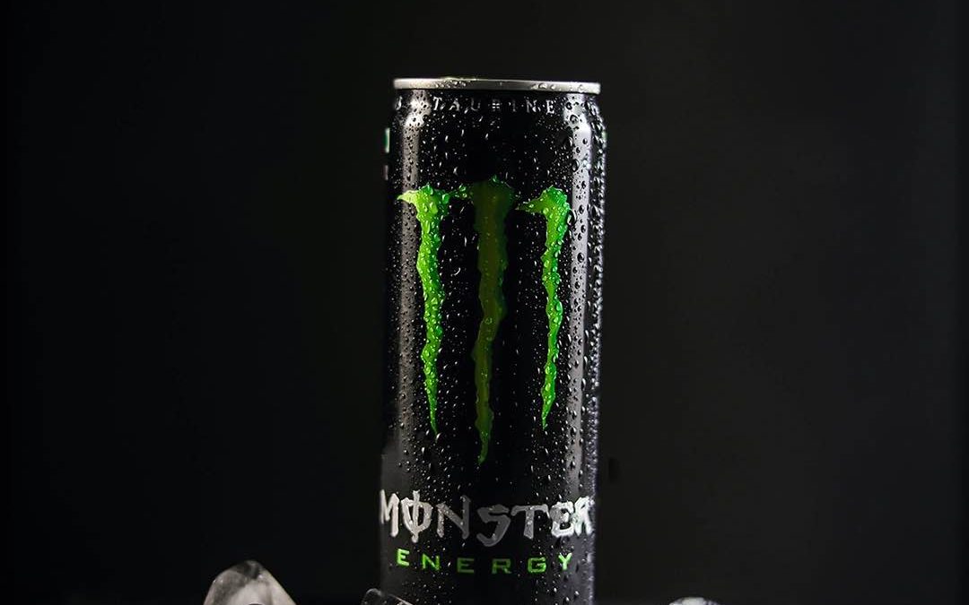 Bebidas energéticas de alto consumo: Monster ¿qué lleva?