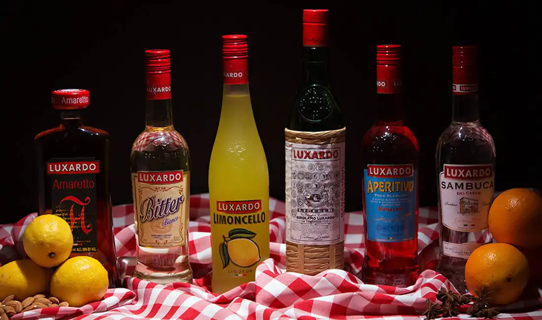 variedades de luxardo, incluyendo luxardo amaretto